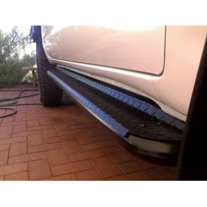 Steel Side Steps to suit Hilux 2011+